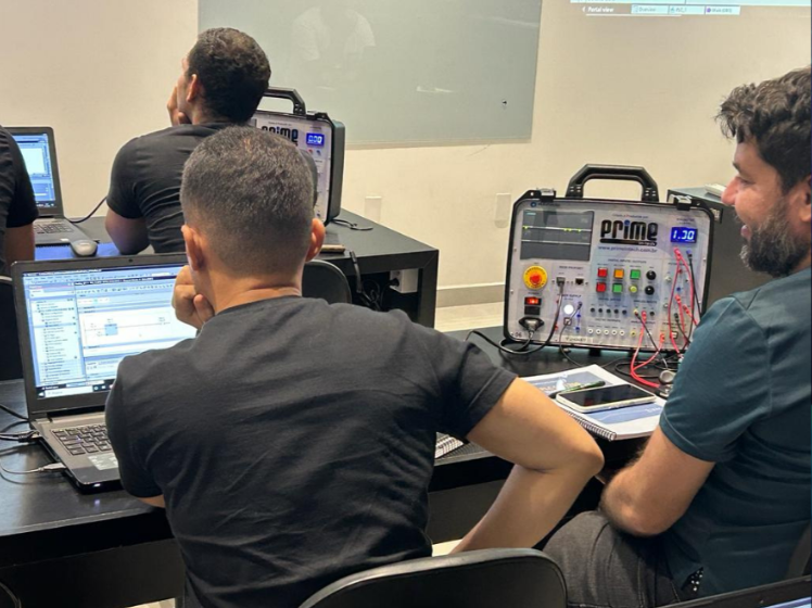 Treinamentos em Automação